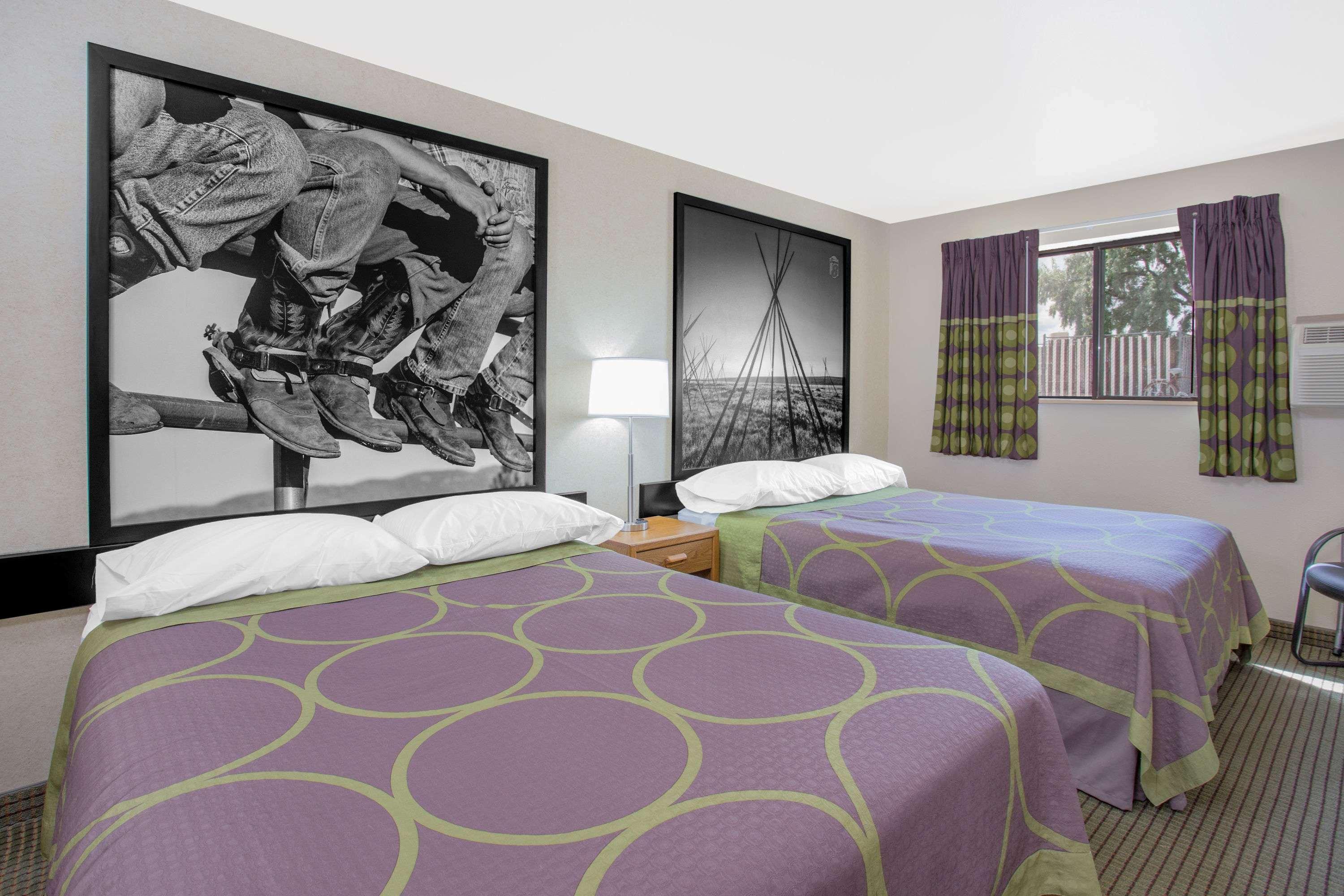 Super 8 by Wyndham Havre Hotell Eksteriør bilde