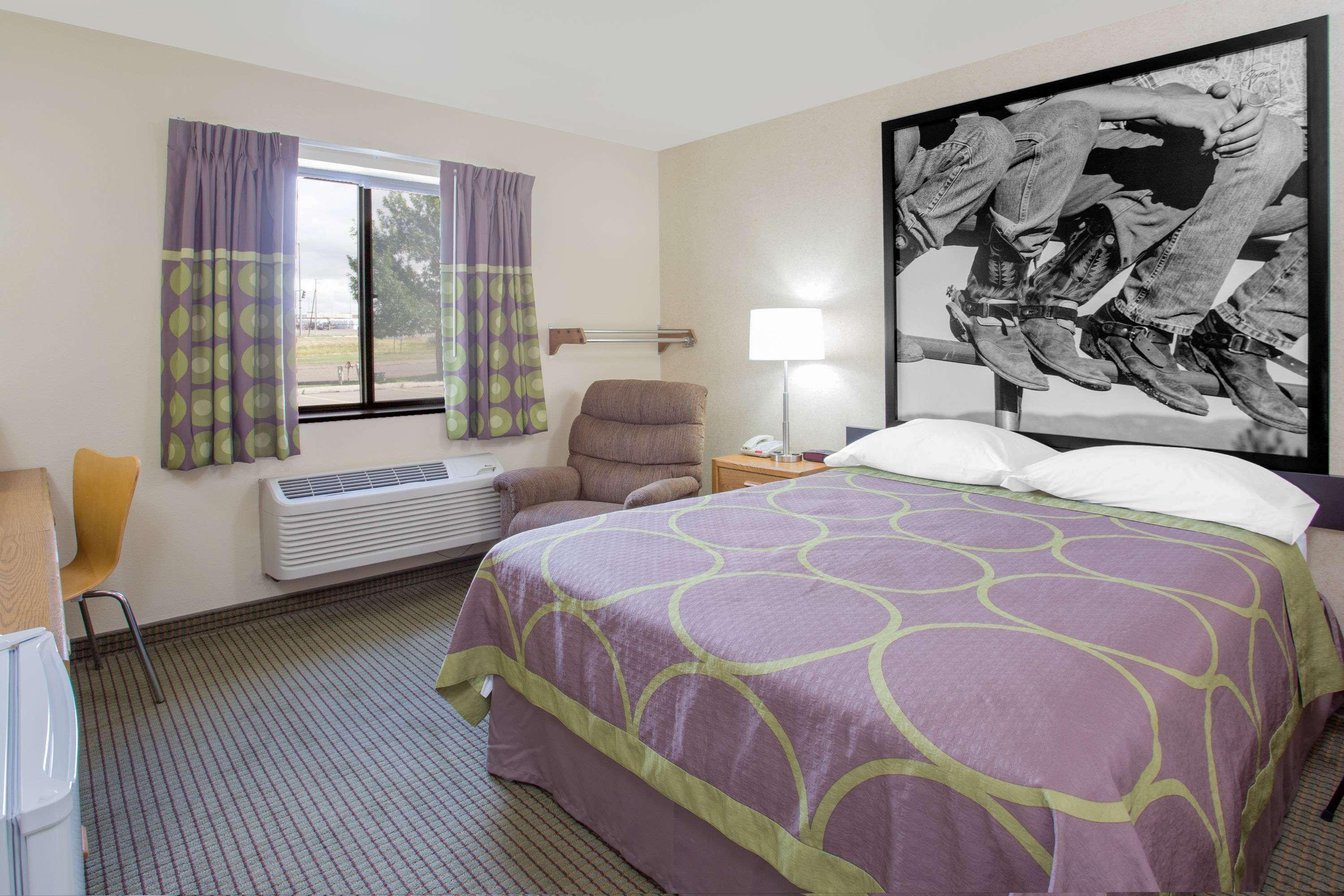 Super 8 by Wyndham Havre Hotell Eksteriør bilde